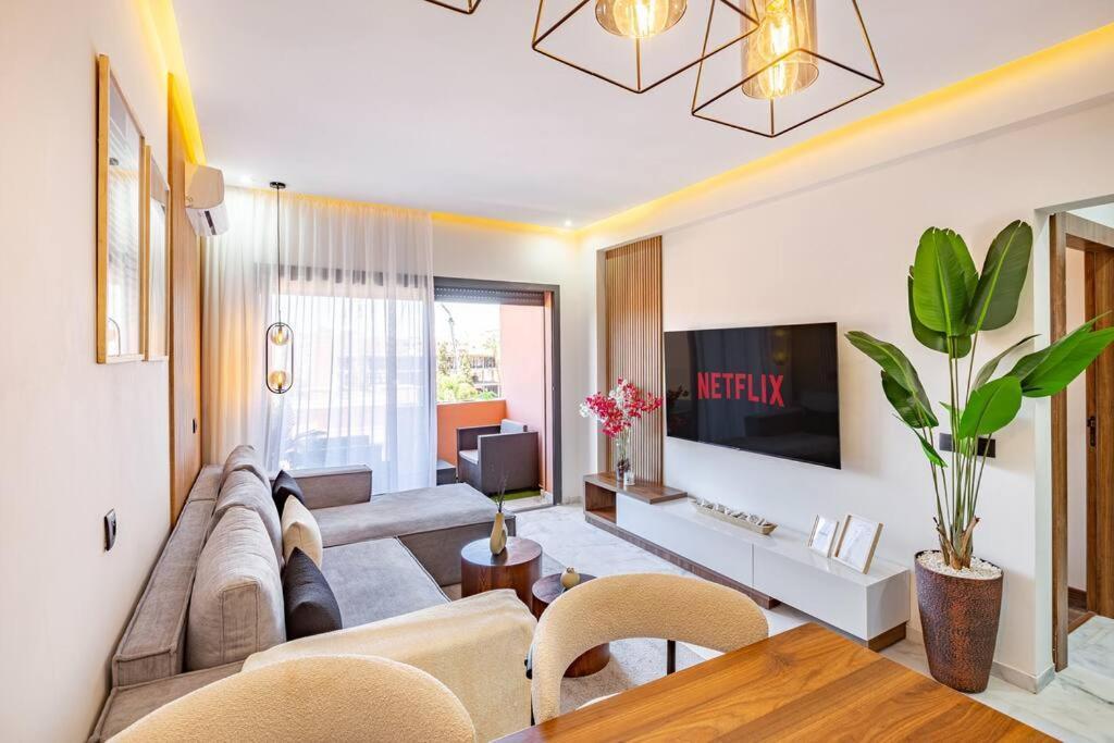 Apartment Luxury Gueliz, Cinema Bedroom Experience Marrakesch