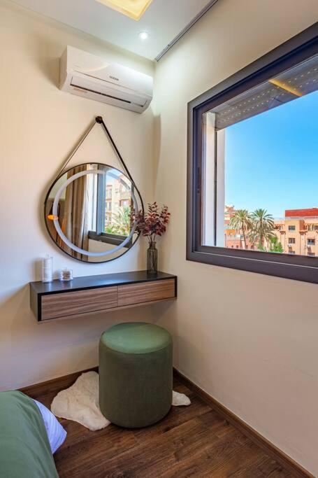 Luxury Gueliz, Cinema Bedroom Experience Appartement Marrakesh