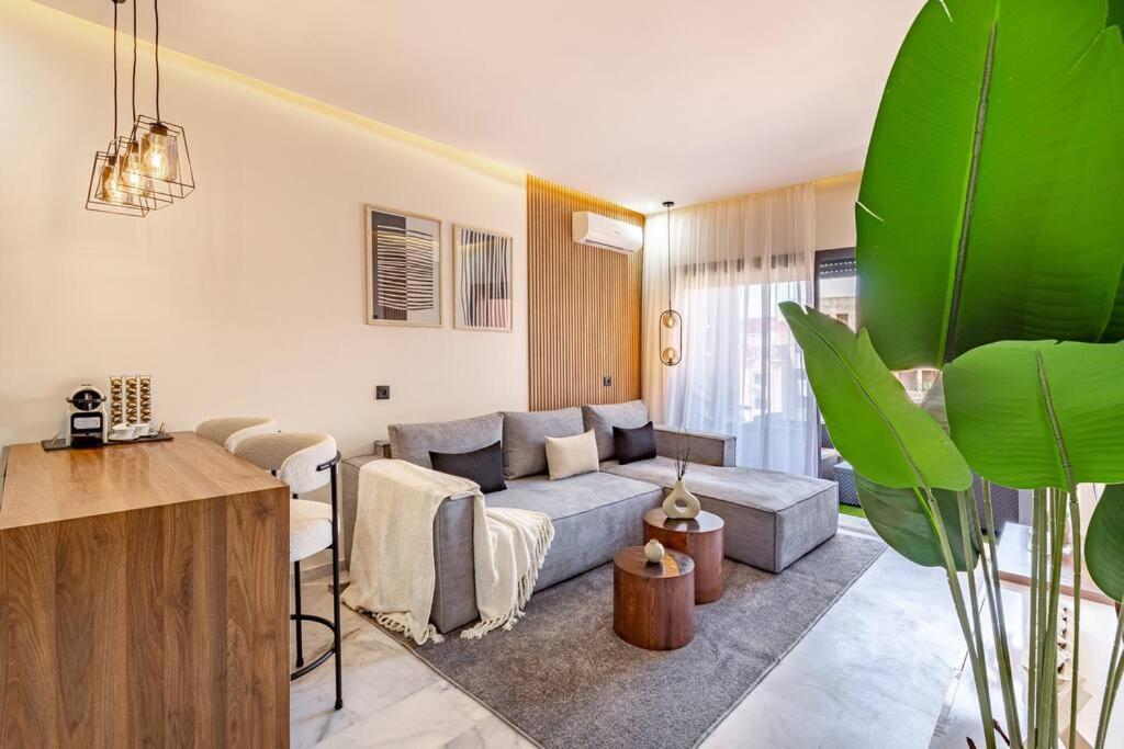 Luxury Gueliz, Cinema Bedroom Experience *
