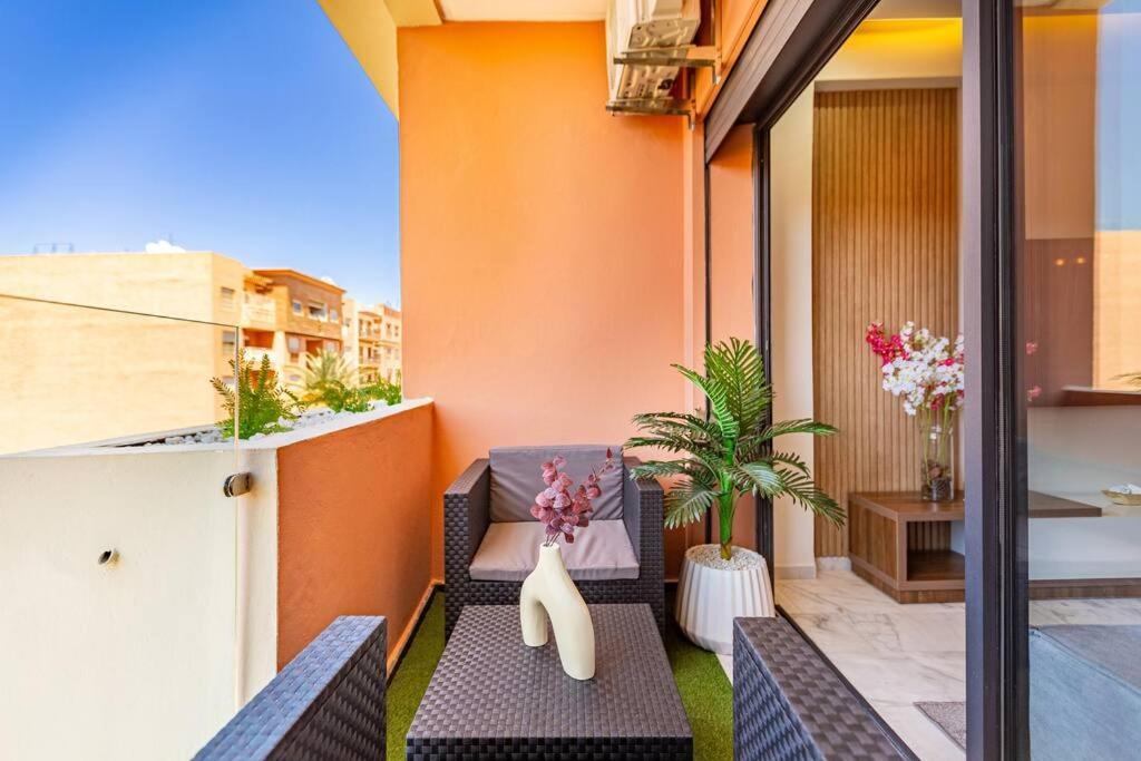 Luxury Gueliz, Cinema Bedroom Experience * Marrakesh